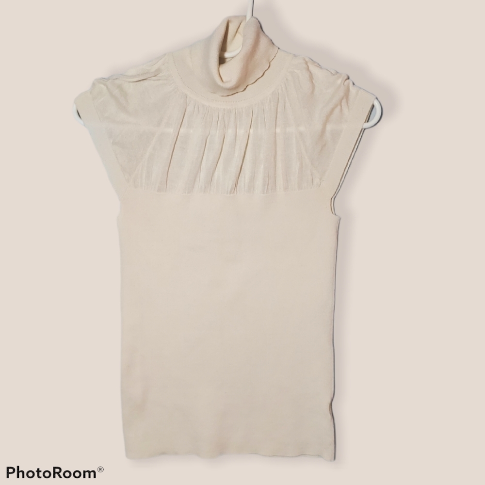 White House Black Market cream sleeveless top